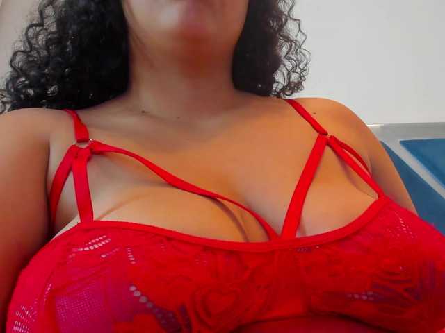 tiffanymiller1 live cam on BongaCams