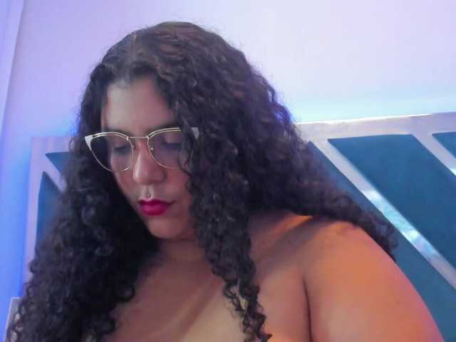 tiffanymiller1 live webcam show