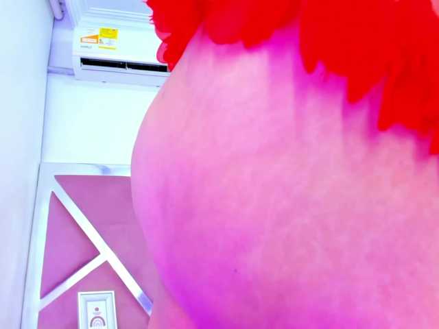 tiffanymiller1 live cam on BongaCams