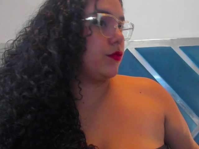 tiffanymiller1 live cam on BongaCams