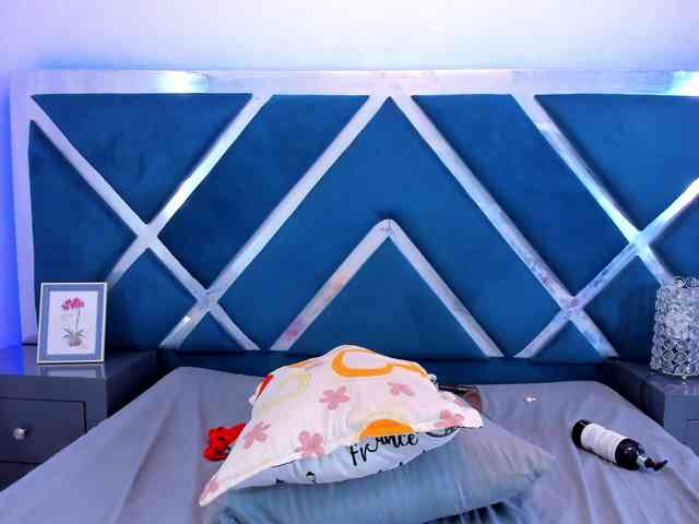 tiffanymiller1 webcam