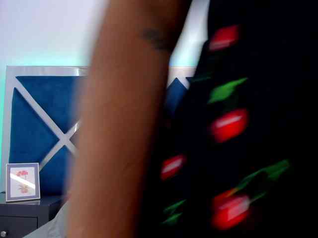 tiffanymiller1 webcam