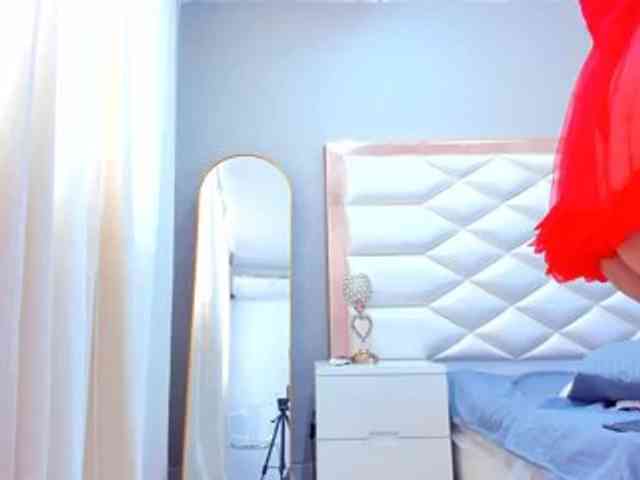 tiffanymiller1 webcam