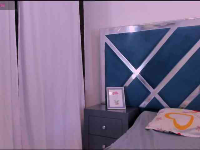 tiffanymiller1 webcam