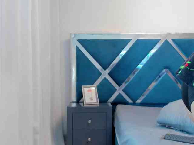 tiffanymiller1 webcam