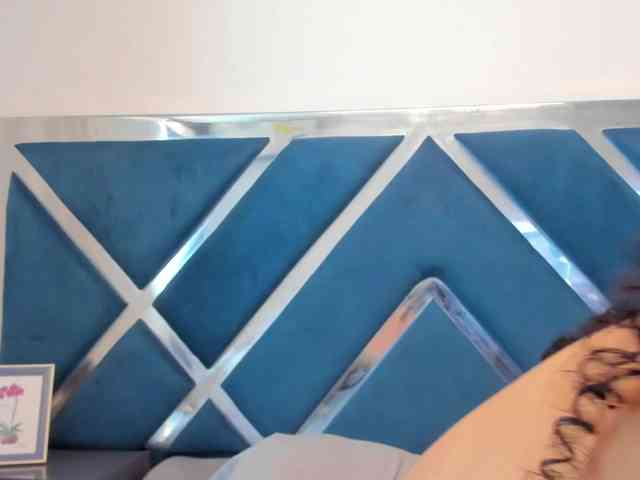 tiffanymiller1 webcam
