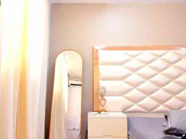 tiffanymiller1 webcam