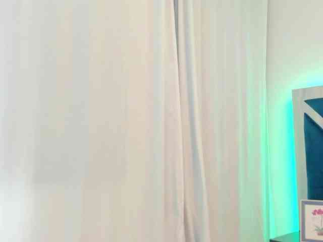 tiffanymiller1 webcam
