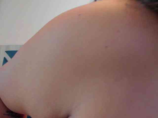 tiffanymiller1 webcam
