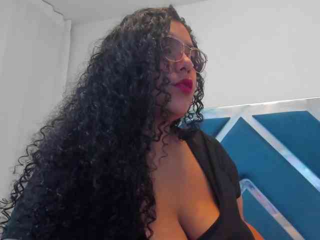 tiffanymiller1 webcam