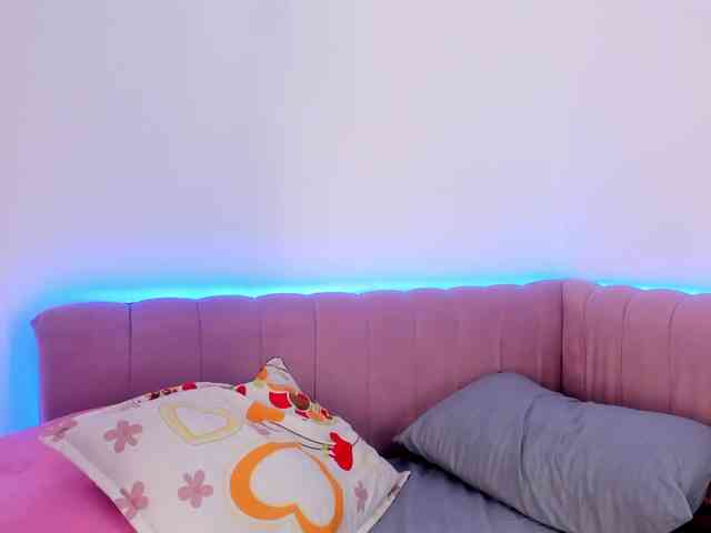 tiffanymiller1 webcam