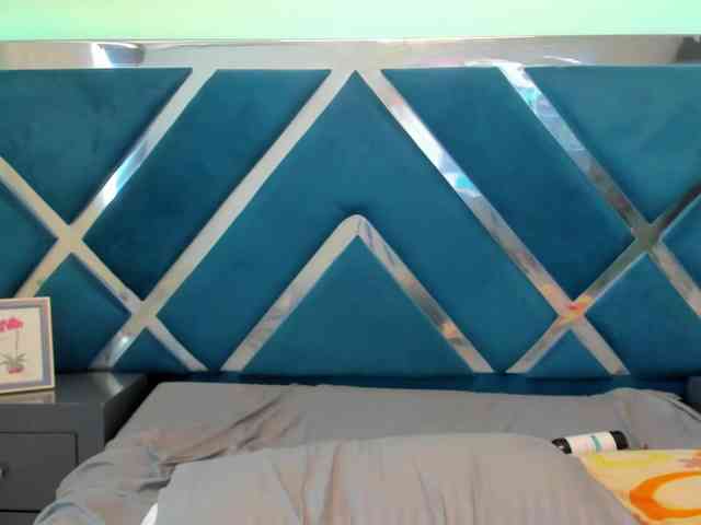 tiffanymiller1 webcam