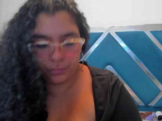 tiffanymiller1 webcam