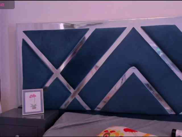 tiffanymiller1 webcam