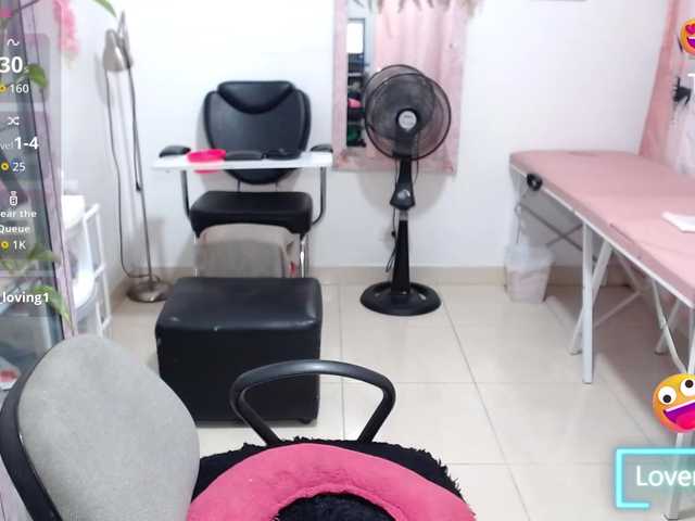 titsbiglovers live cam on BongaCams