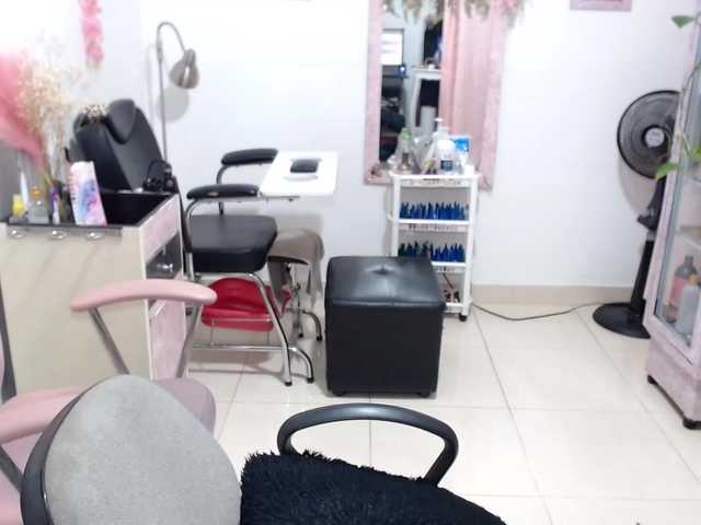 titsbiglovers live cam on BongaCams