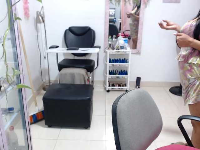 titsbiglovers live cam on BongaCams