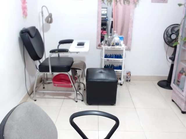 titsbiglovers live cam on BongaCams