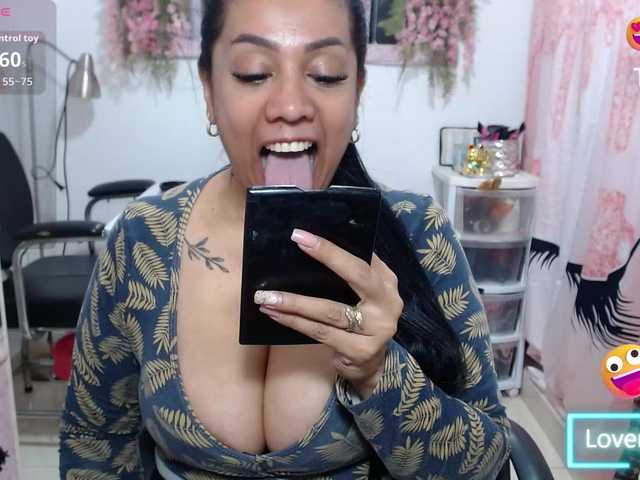 titsbiglovers