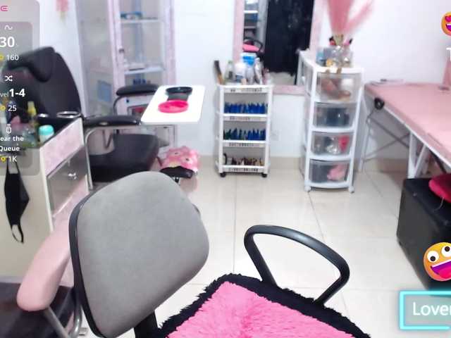 titsbiglovers live cam on BongaCams