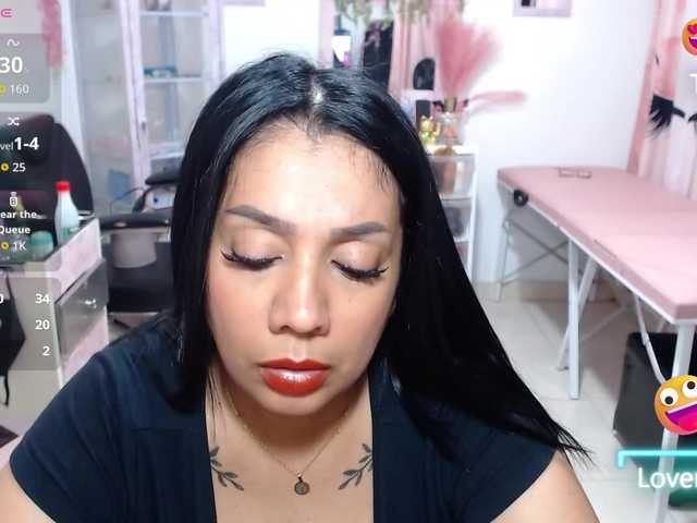 titsbiglovers live cam on BongaCams