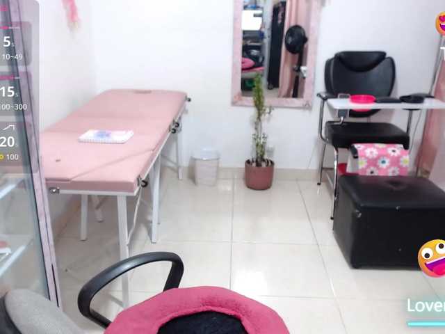 titsbiglovers live cam on BongaCams