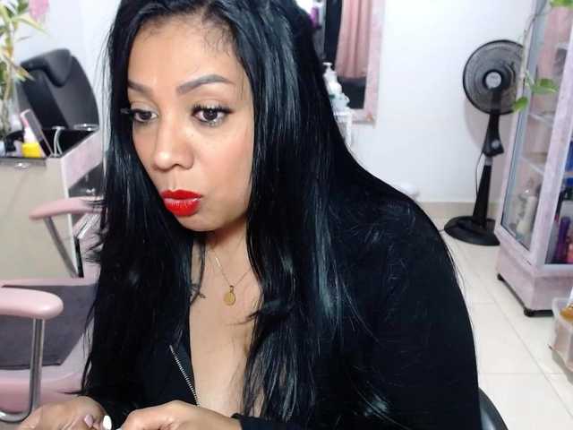 titsbiglovers's BongaCams show and profile