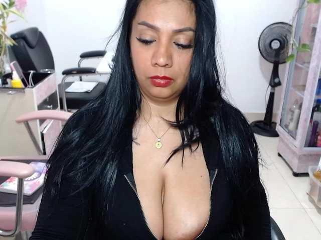 titsbiglovers's BongaCams show and profile