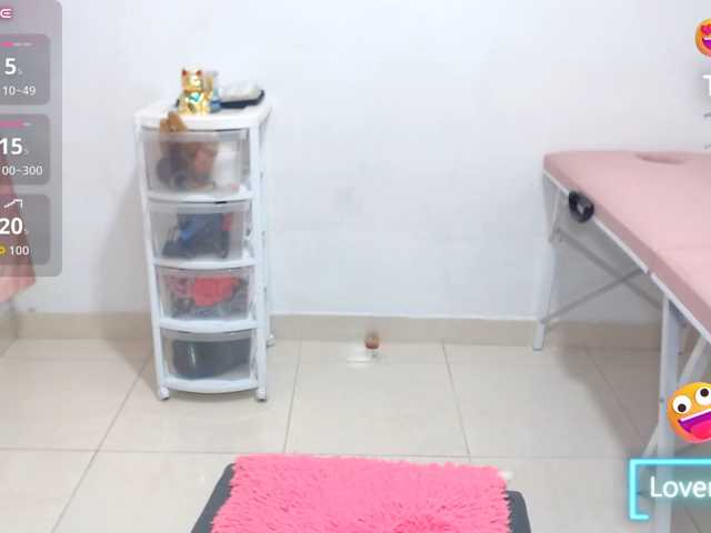 titsbiglovers live cam on BongaCams