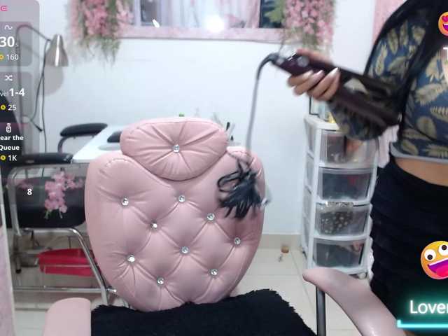titsbiglovers live cam on BongaCams