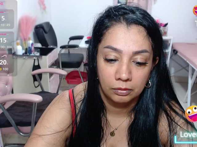 titsbiglovers live webcam show