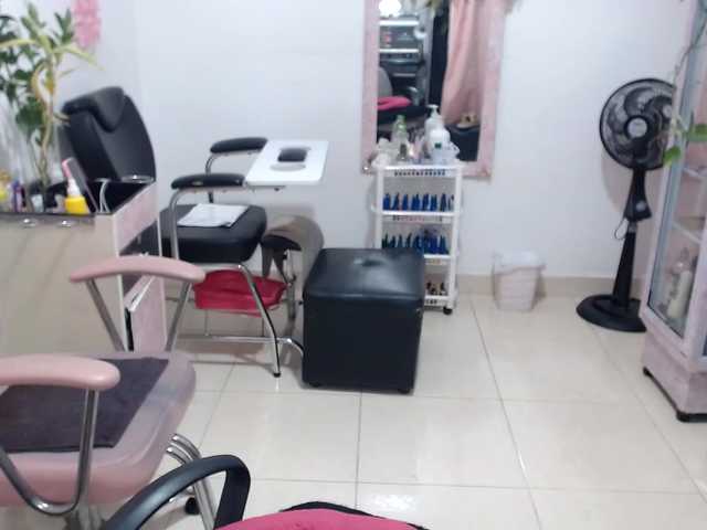 titsbiglovers's BongaCams show and profile