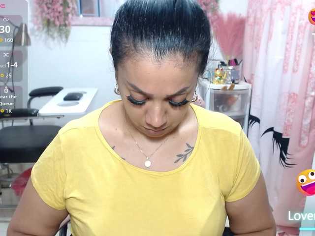 titsbiglovers live cam on BongaCams
