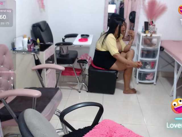 titsbiglovers live cam on BongaCams