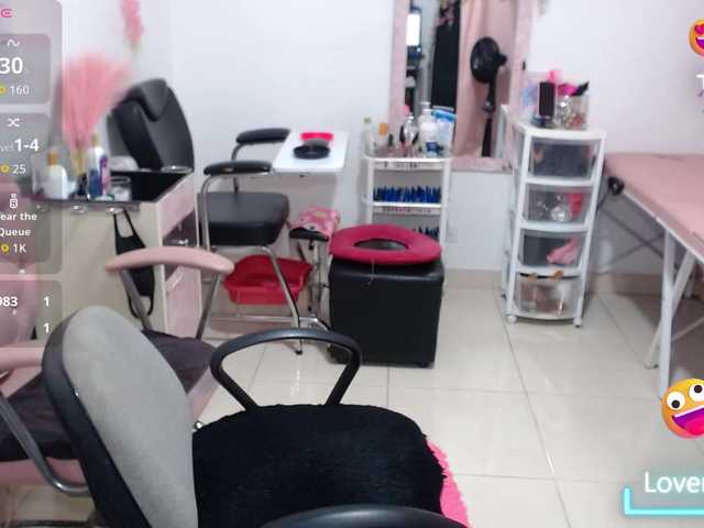 titsbiglovers live webcam show