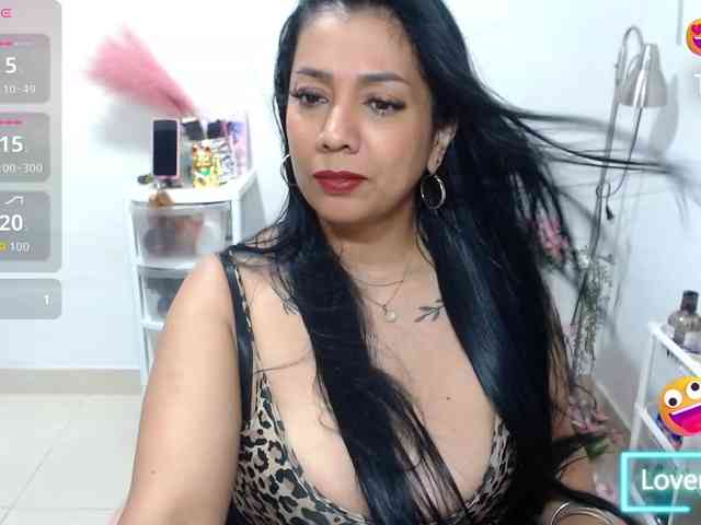 titsbiglovers titsbiglovers