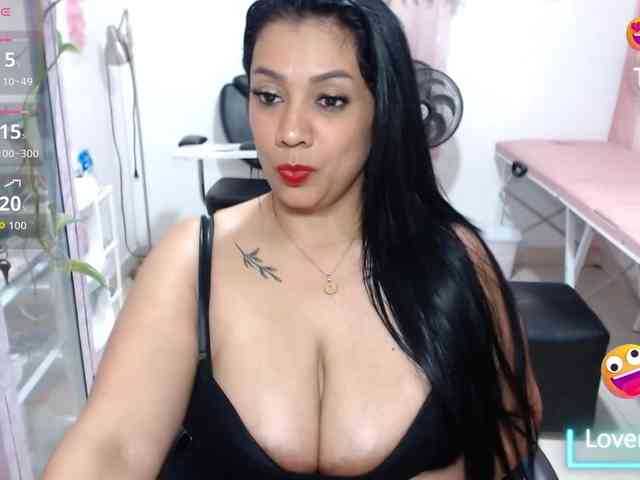 titsbiglovers titsbiglovers