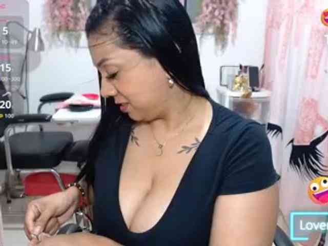 titsbiglovers