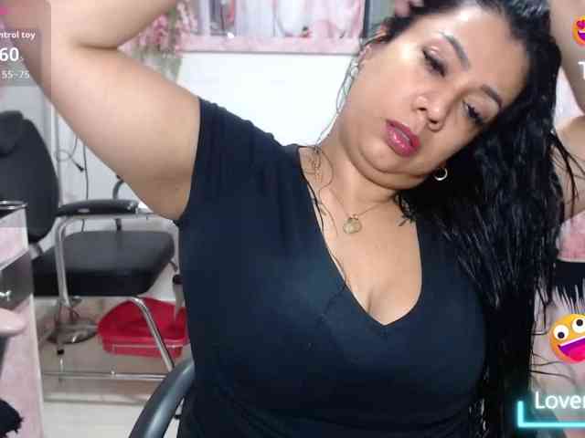 titsbiglovers webcam