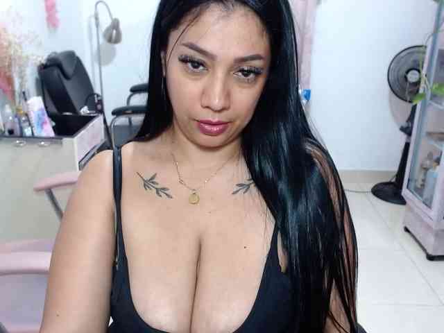 titsbiglovers