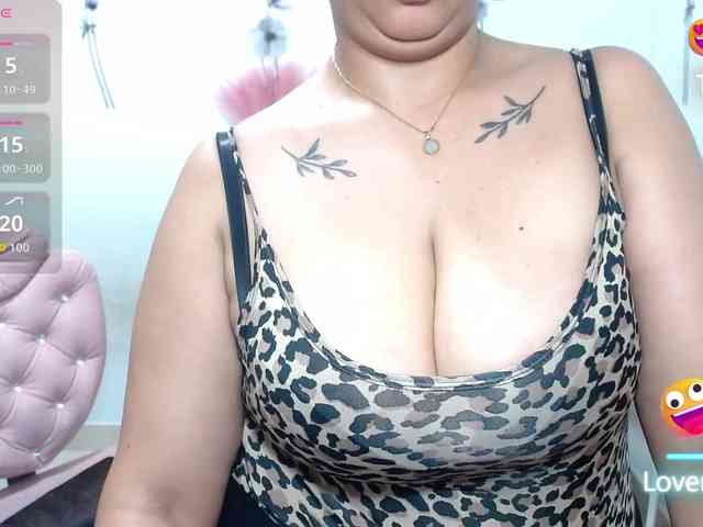 titsbiglovers webcam