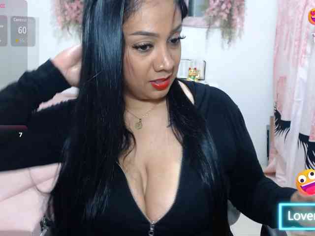 titsbiglovers titsbiglovers
