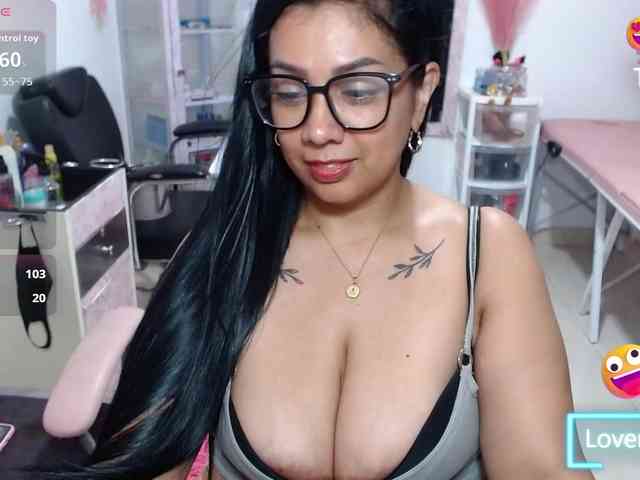 titsbiglovers