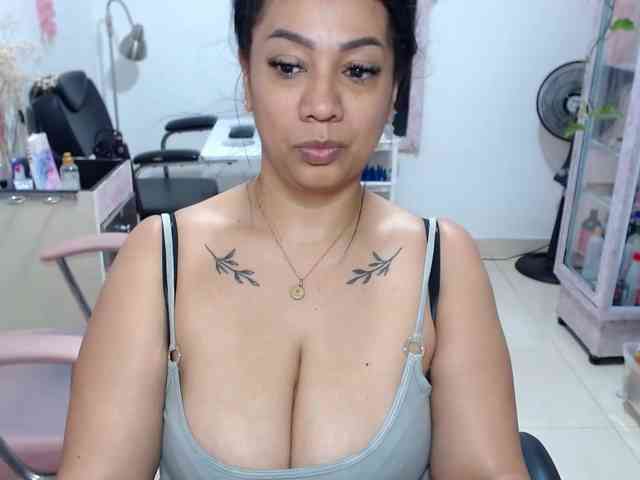 titsbiglovers