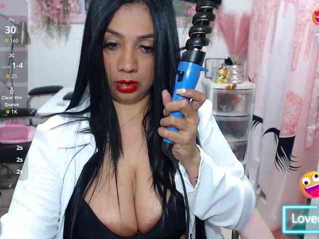 titsbiglovers webcam