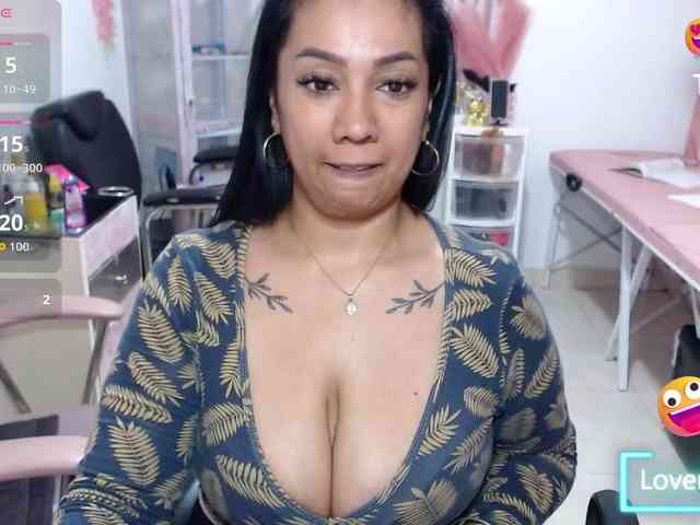 titsbiglovers titsbiglovers