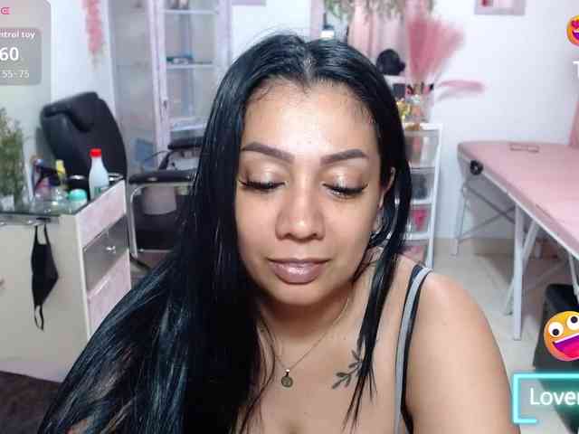 titsbiglovers webcam