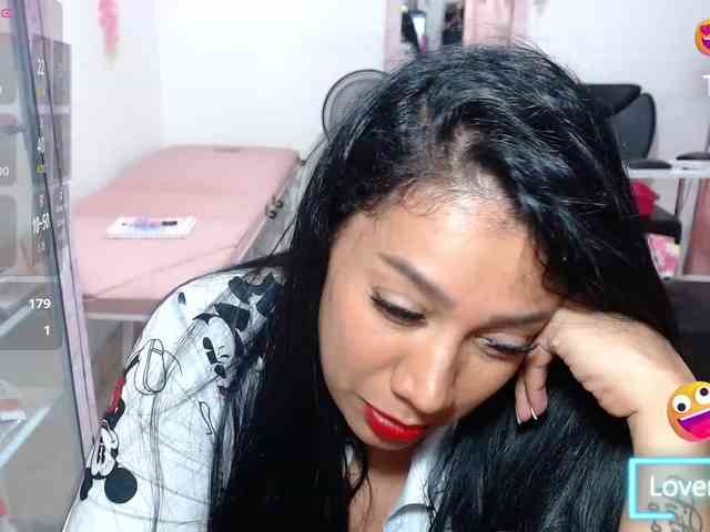 titsbiglovers webcam