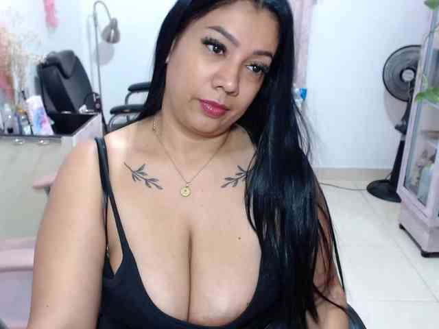 titsbiglovers