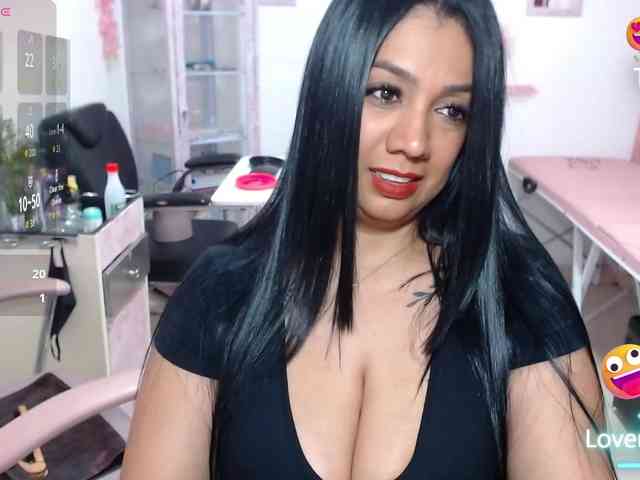 titsbiglovers webcam